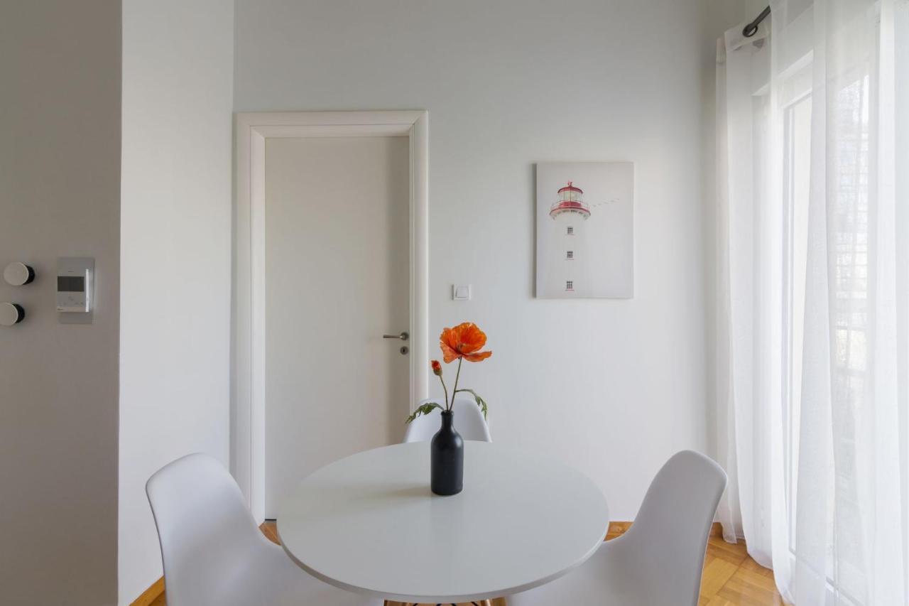 Classic Apartment For 4 People A Atena Exterior foto